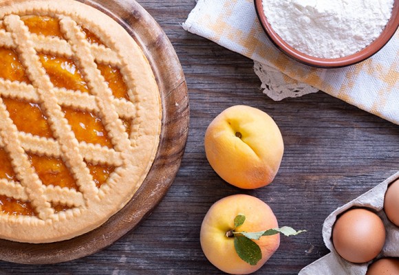 Une nouvelle recette : tarte aux pêches à la confiture d’abricots 